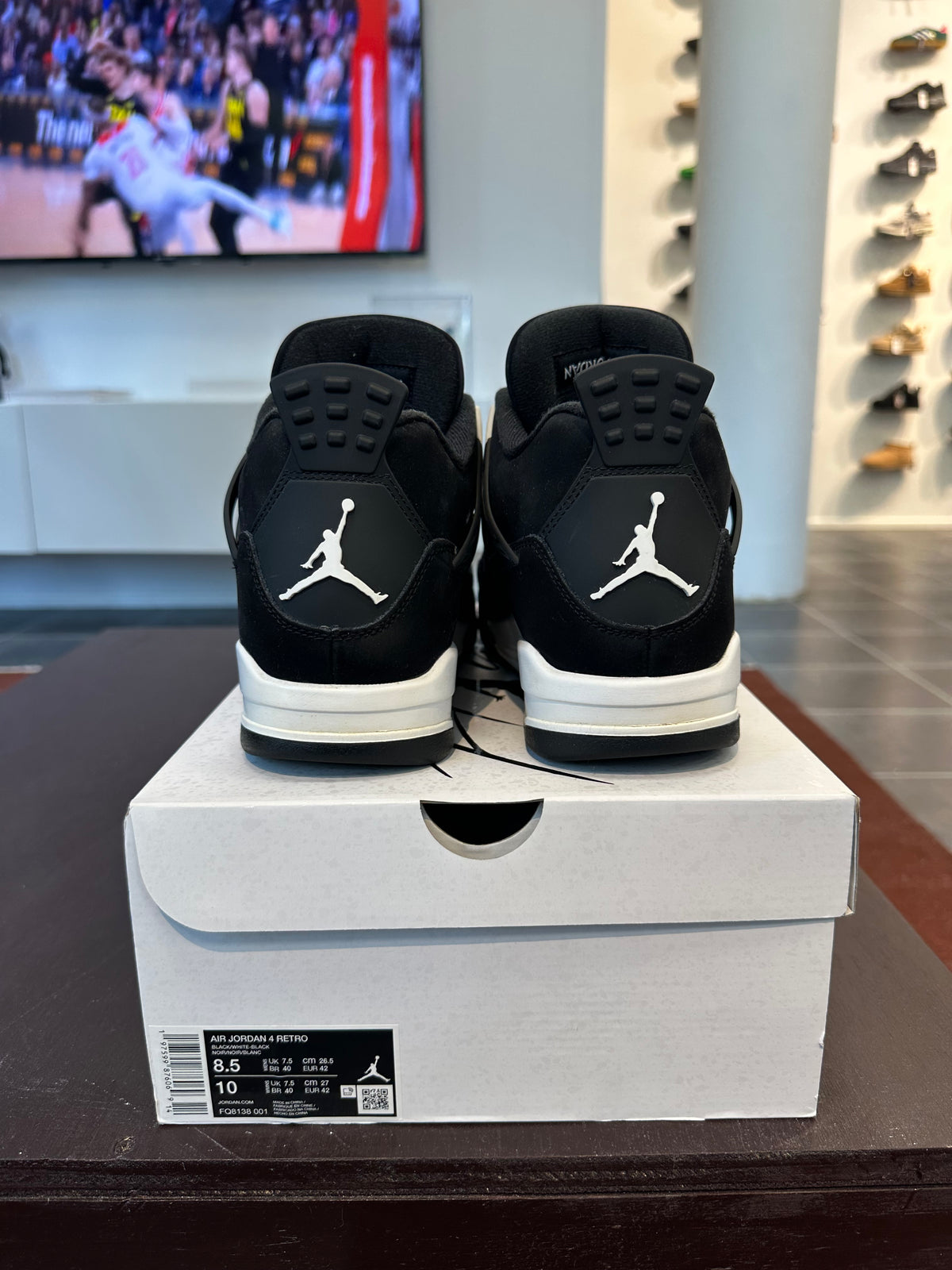 Jordan 4 Retro White Thunder (Eu: 42)