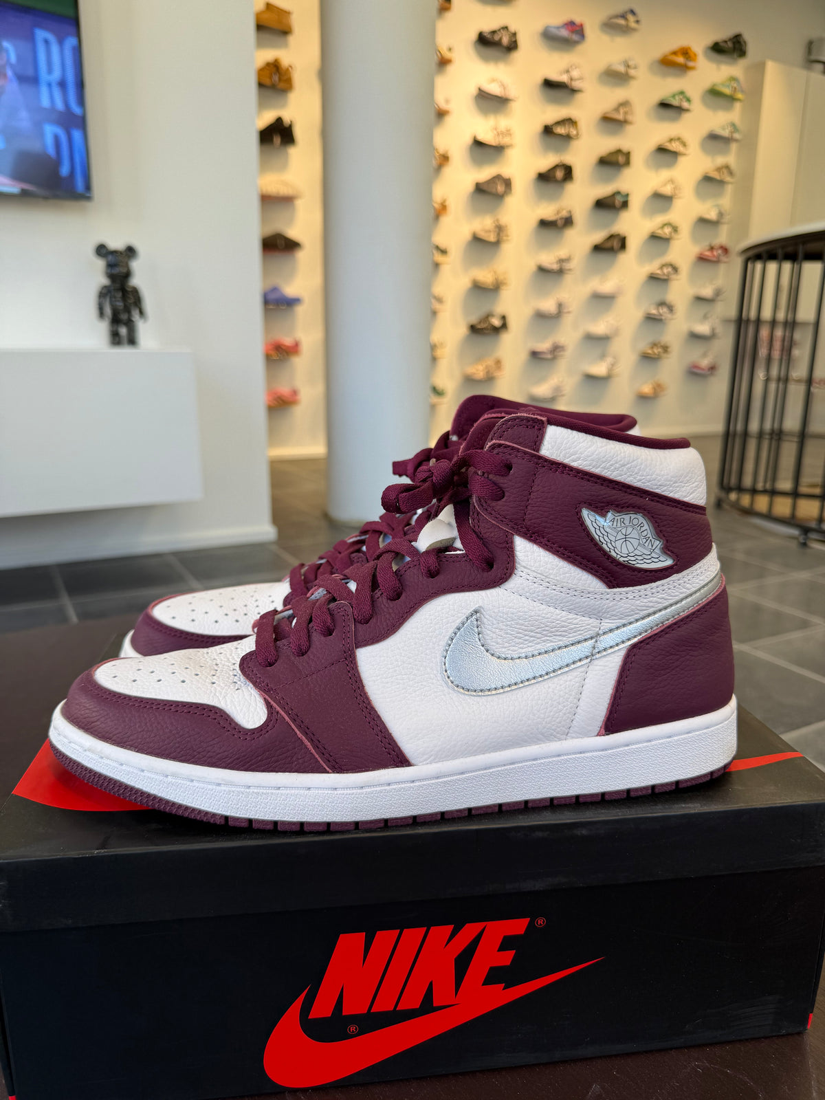 Jordan 1 Retro High OG Bordeaux (Eu: 47,5)