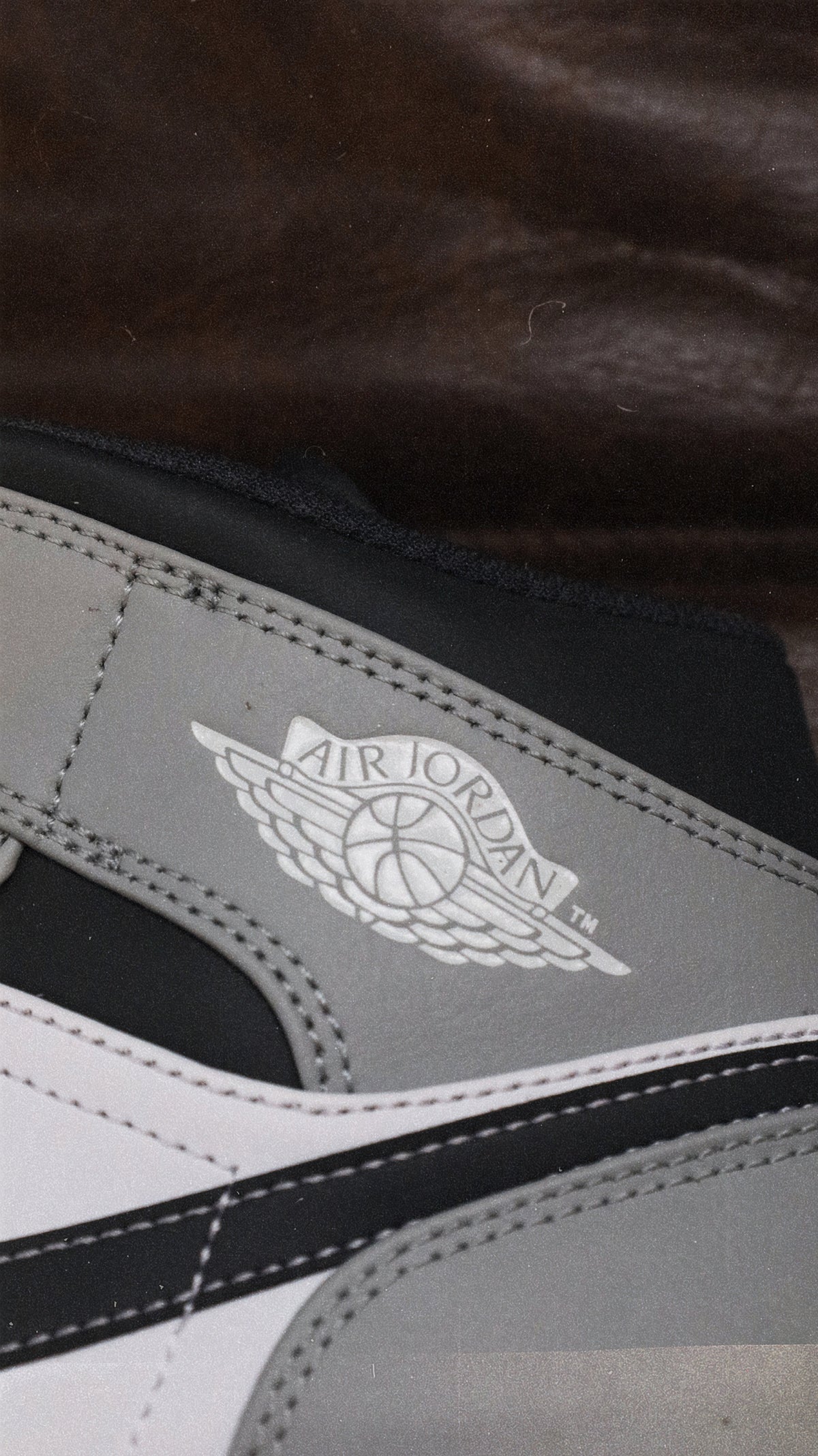 Jordan 1 Mid Light Smoke Grey Anthracite