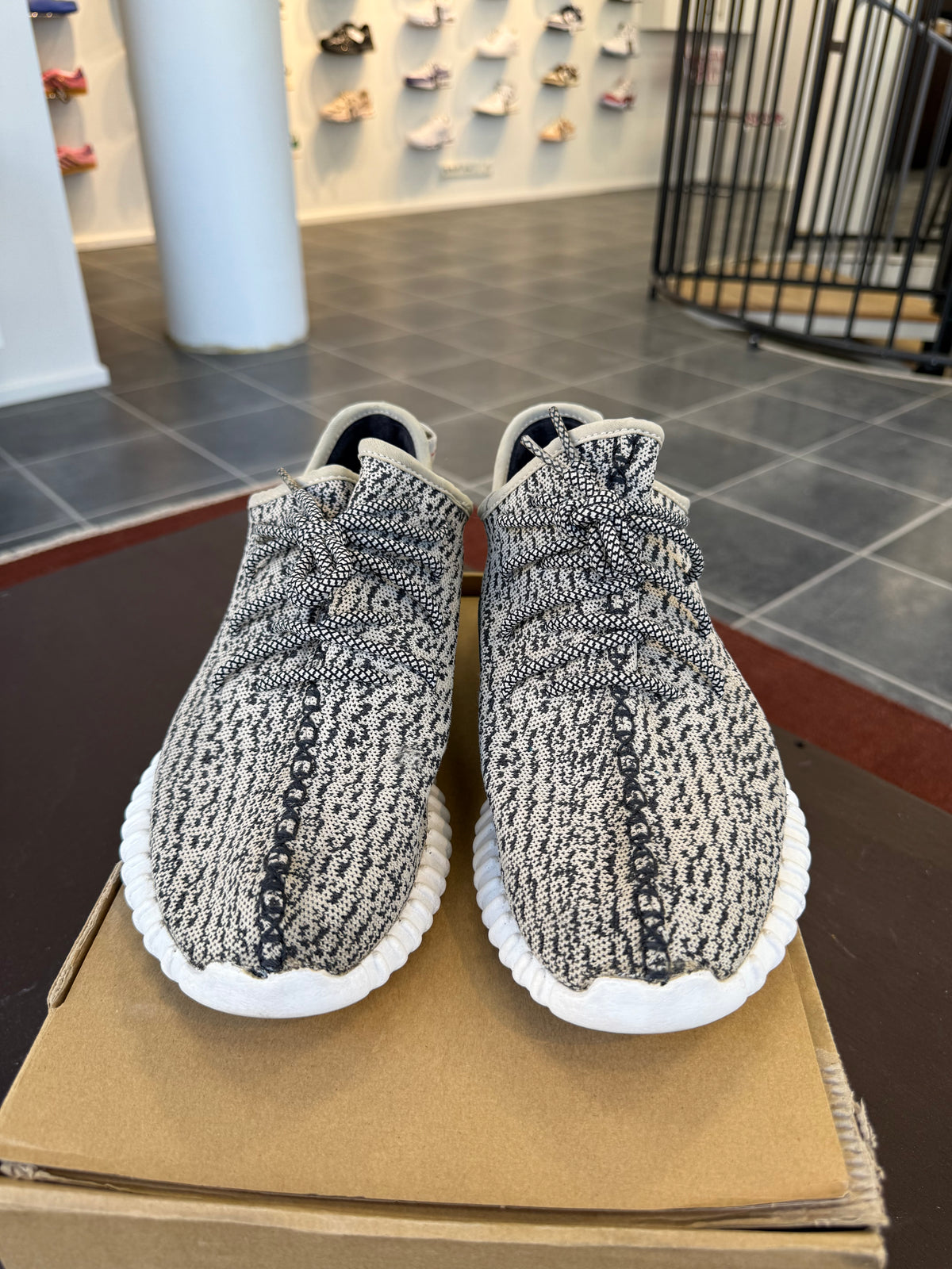 Yeezy Boost 350 Turtledove (EU: 46 2/3)
