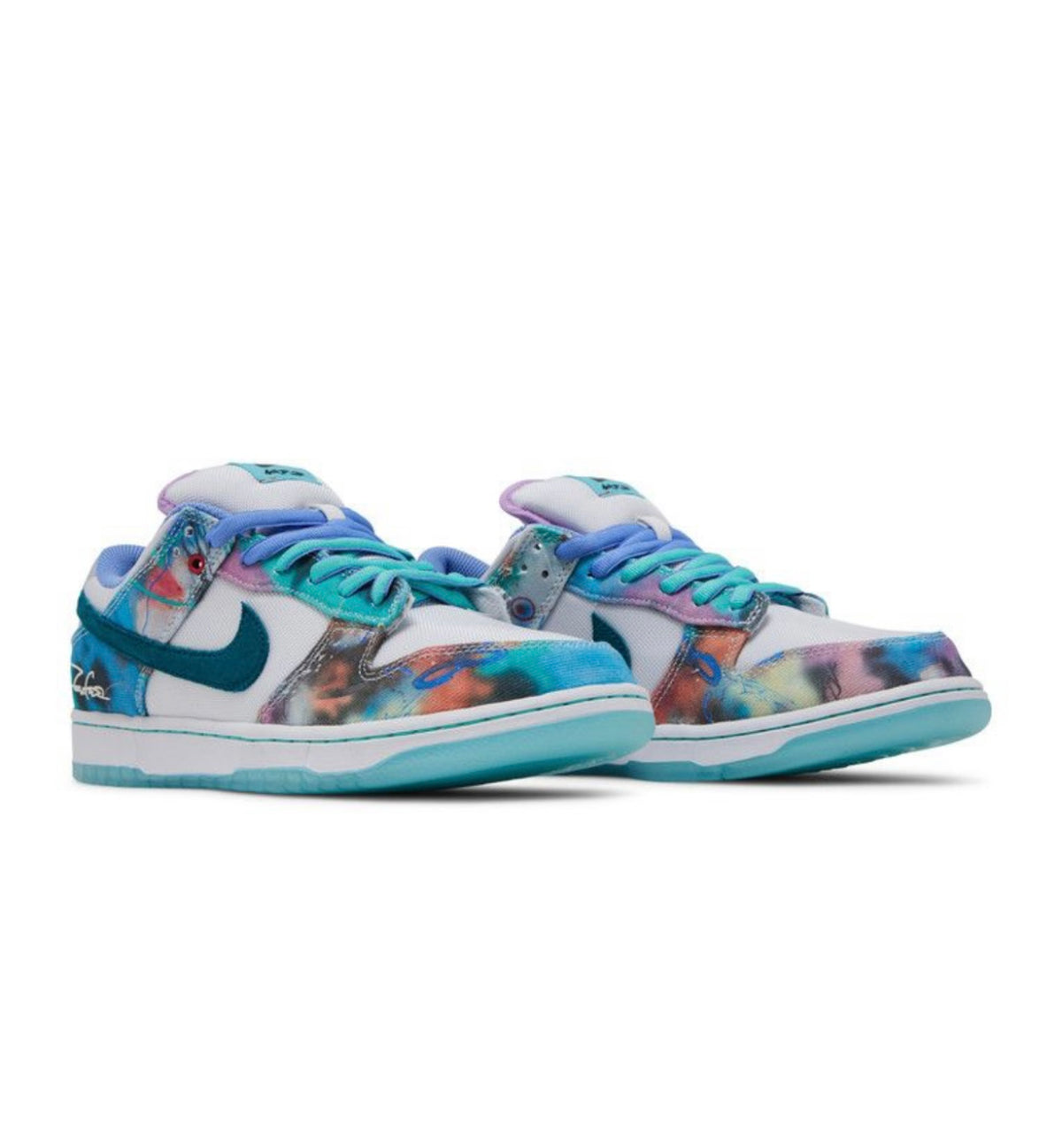 Nike SB Dunk Low Futura Laboratories Bleached Aqua