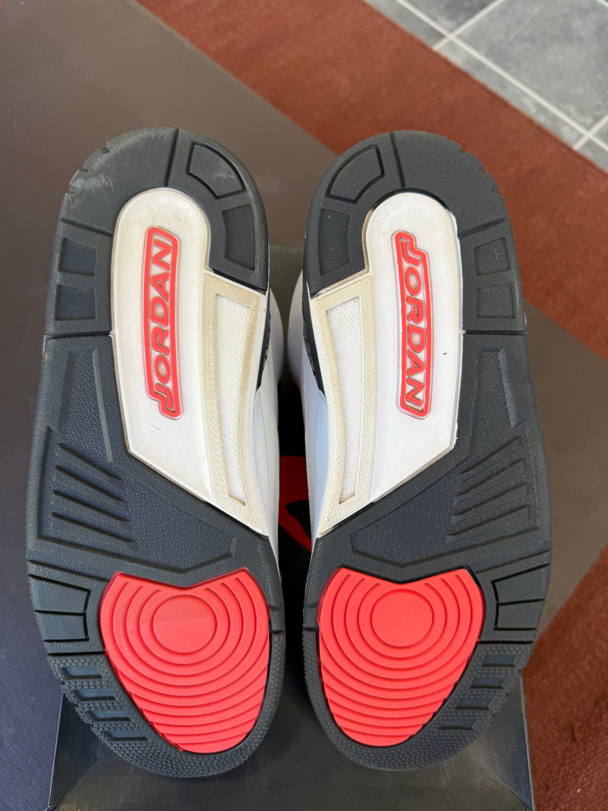Jordan 3 Retro Infrared 23 (Eu: 44,5)