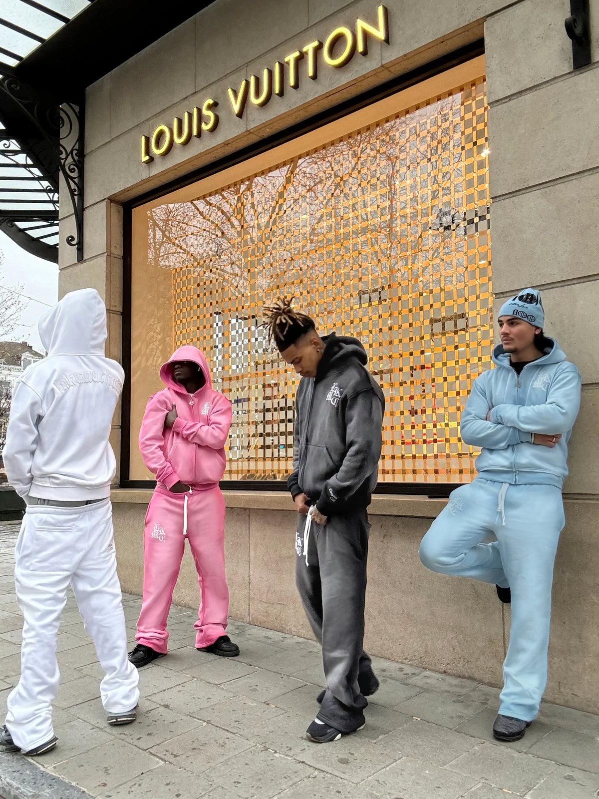 LUKAMACHAIN ​​Flared Jogger Baby Blue