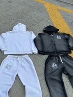 LUKAMACHAIN  Flared Jogger White