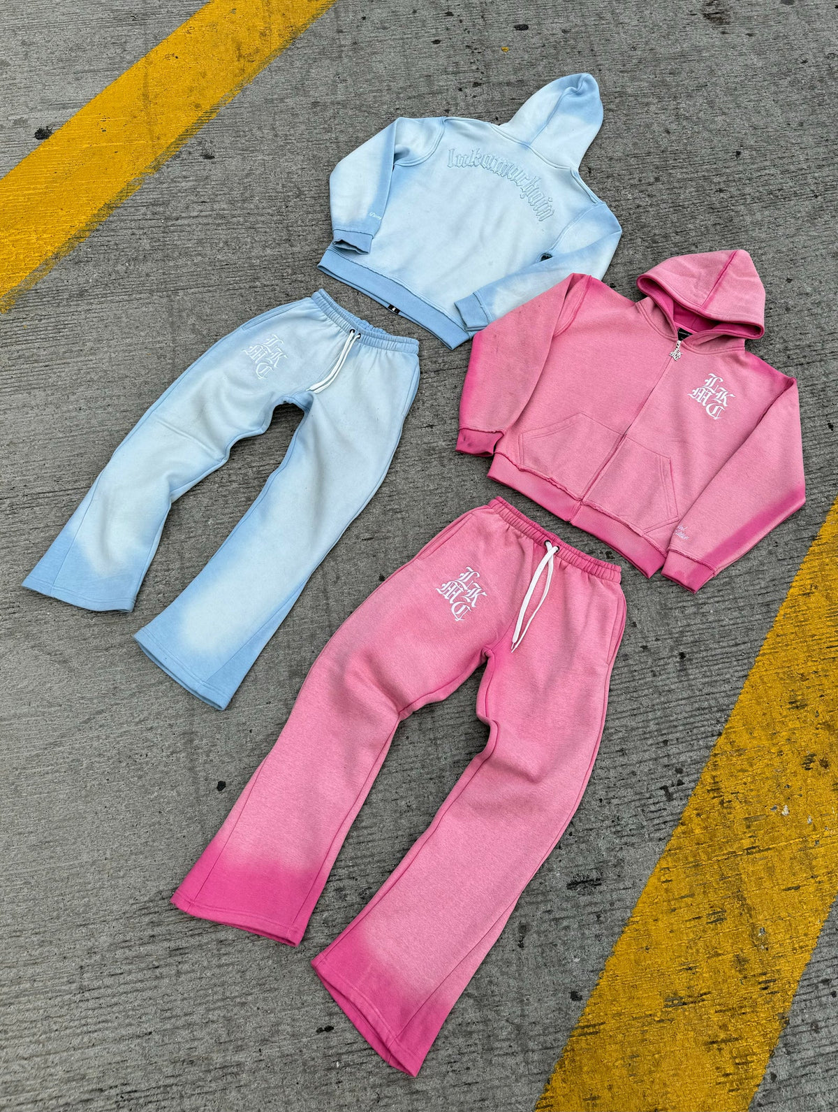 LUKAMACHAIN Flared Jogger Pink